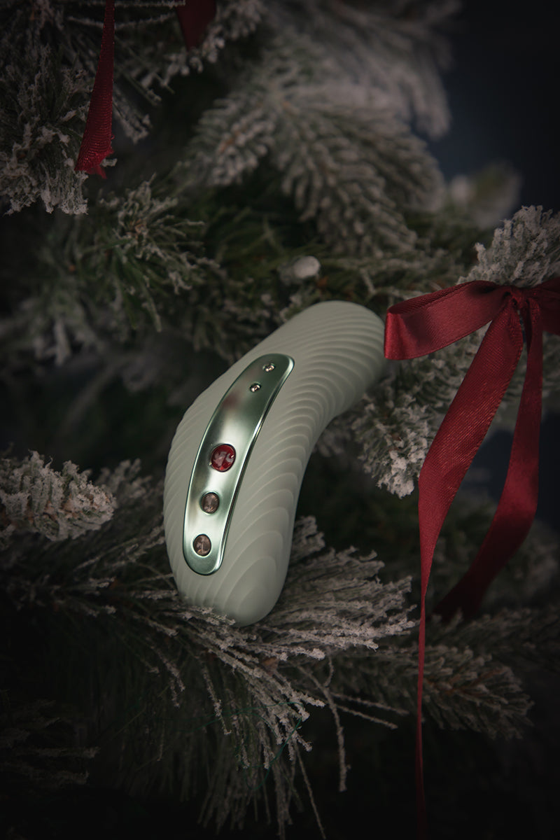 Laya III Vibrating Massager