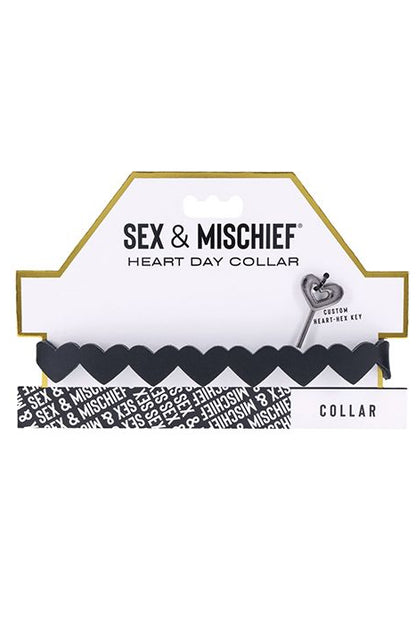Locked Heart Day Collar, Black Lock Choker - AlicePrin.com